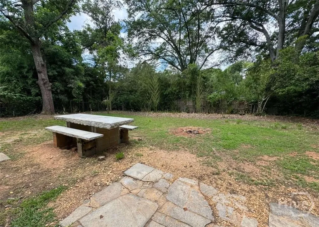 285 Willow Run Athens GA 30606