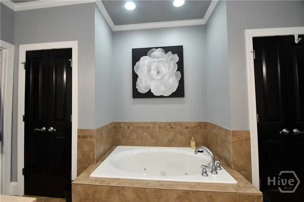 2305 S Lumpkin Street Athens GA 30606