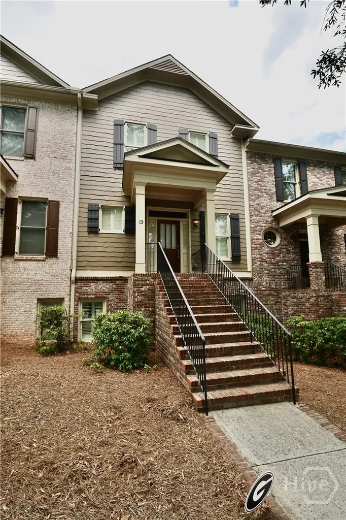 2305 S Lumpkin Street Athens GA 30606