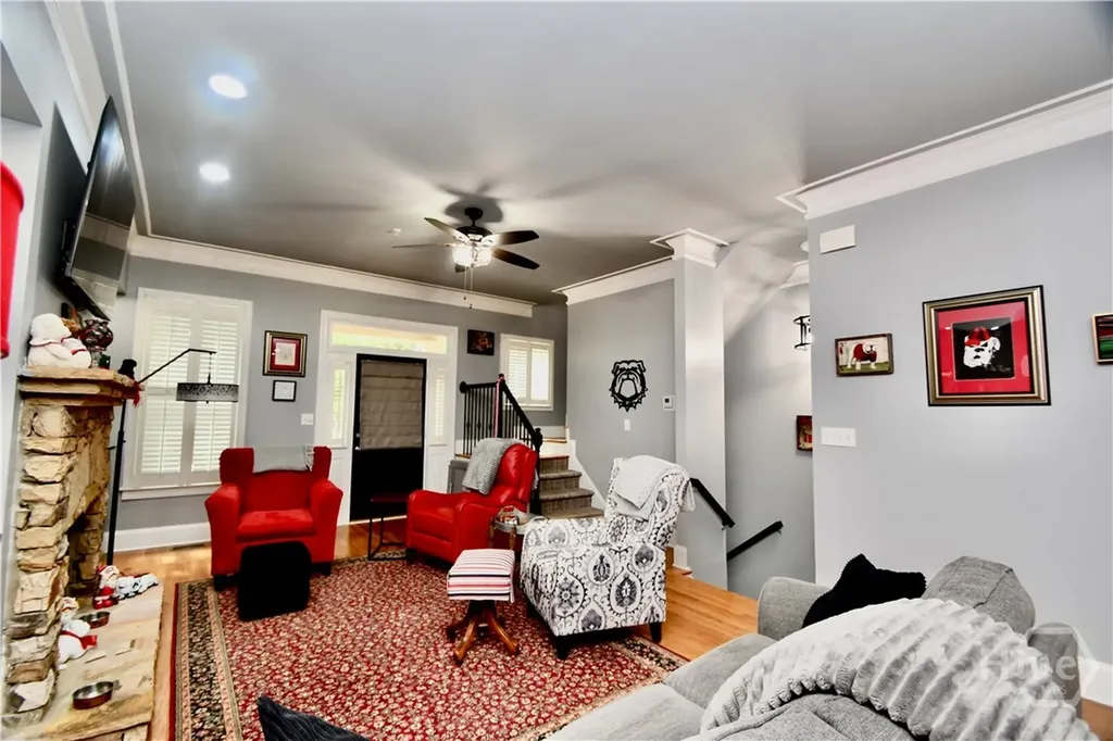 2305 S Lumpkin Street Athens GA 30606