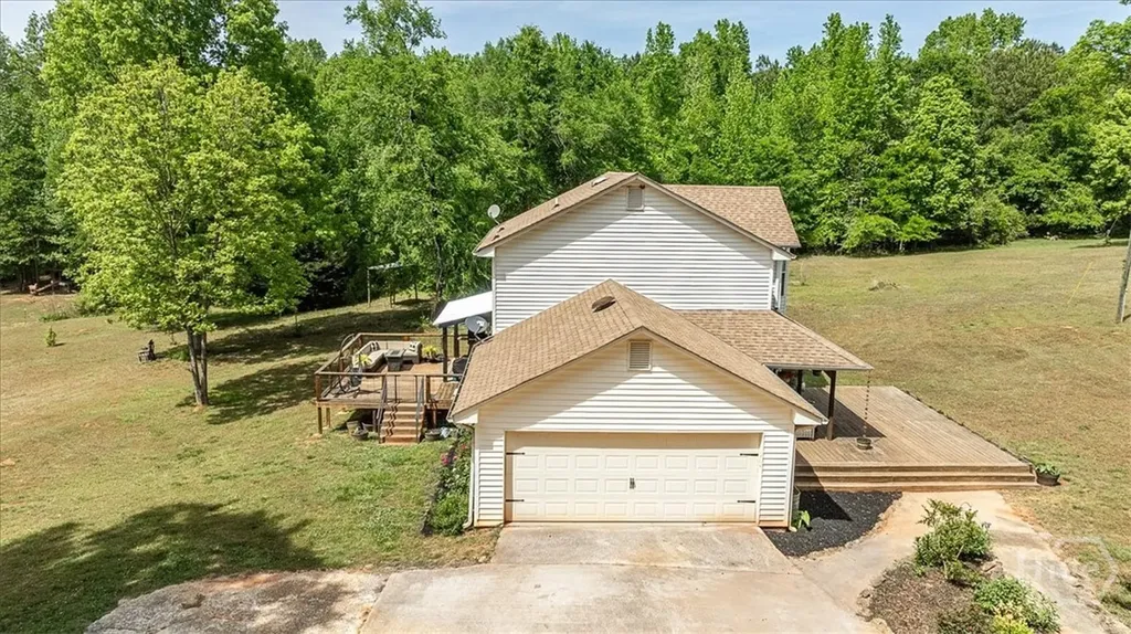 1317 Cemetery Road Bishop GA 30621
