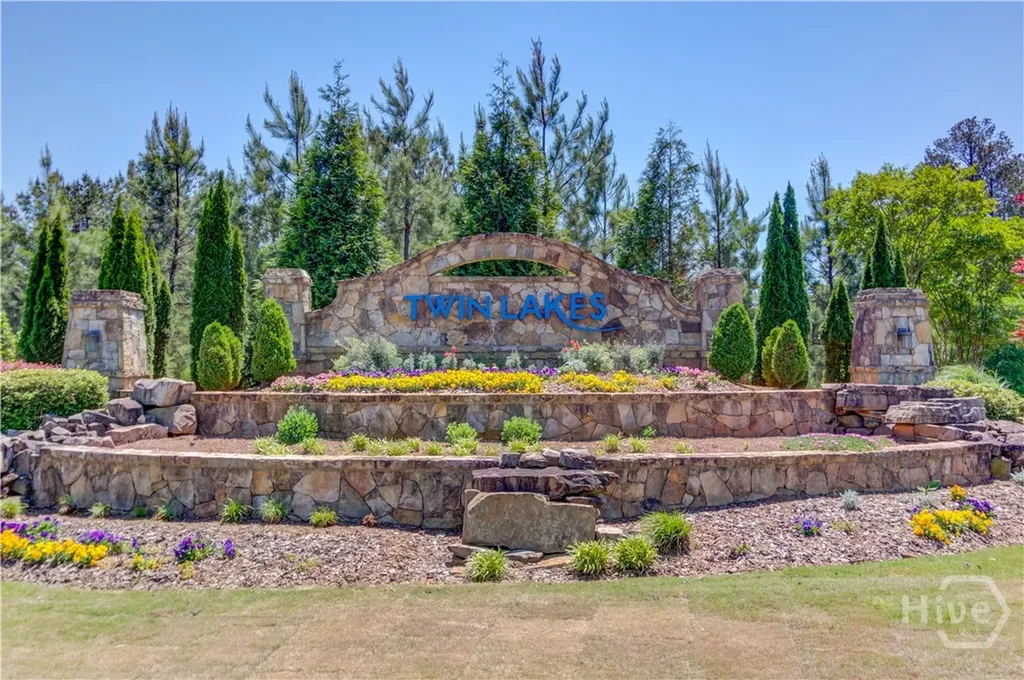 81 Mead Court Hoschton GA 30548