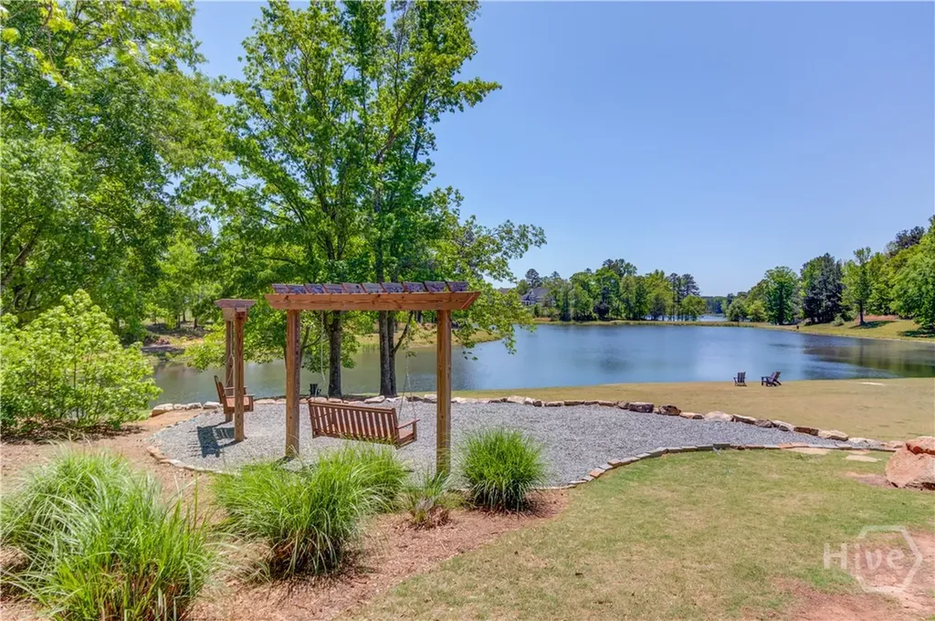 81 Mead Court Hoschton GA 30548