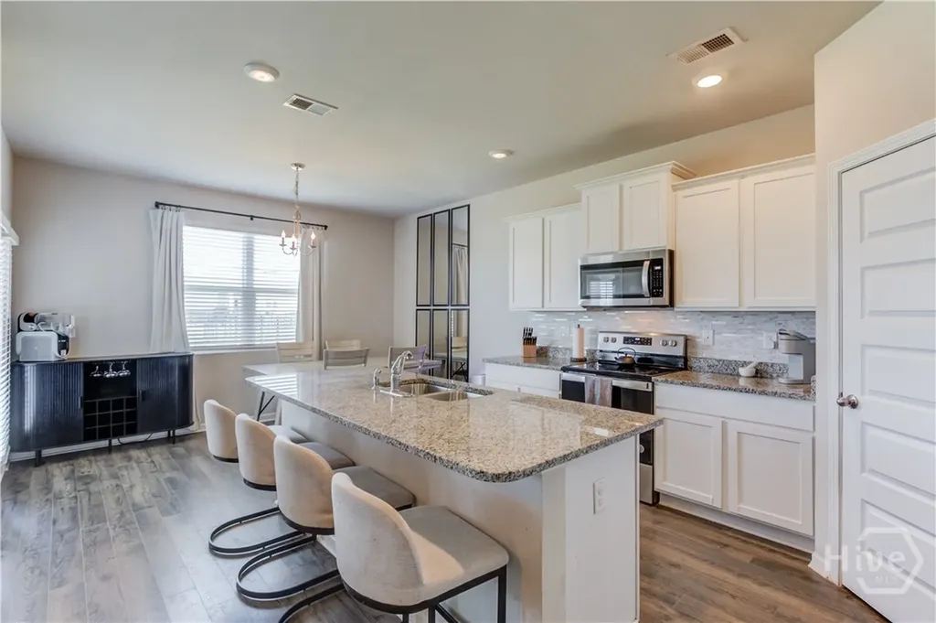 81 Mead Court Hoschton GA 30548