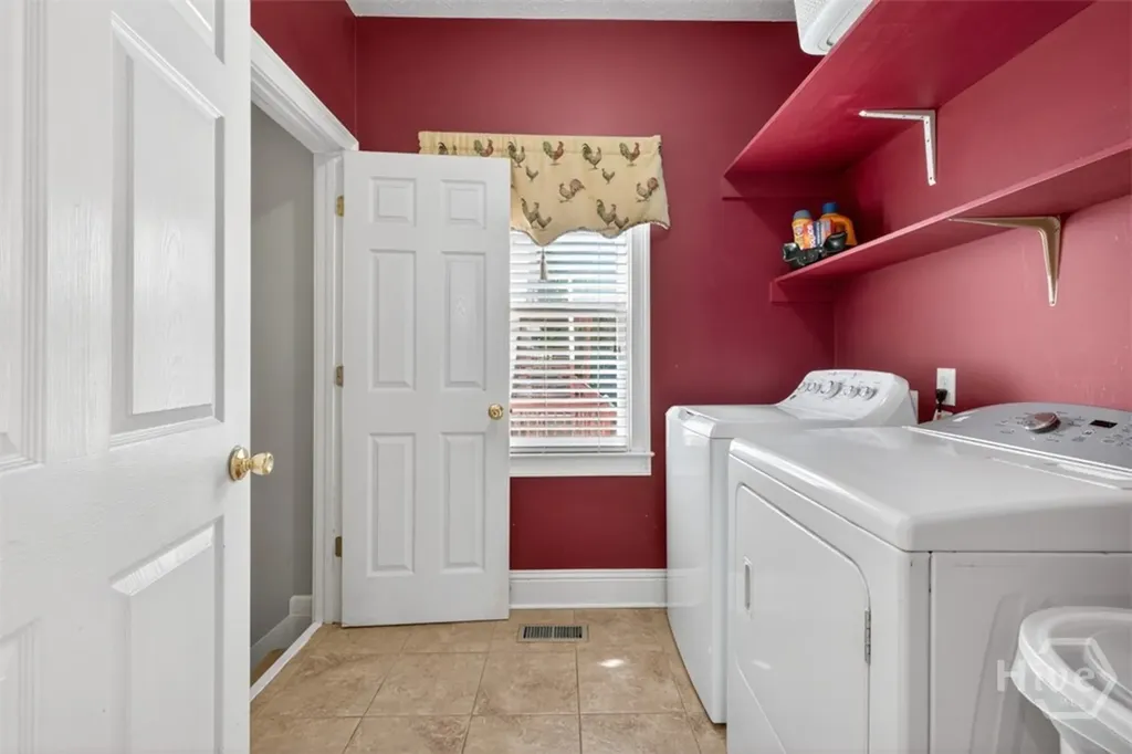 6 Adella Jefferson GA 30549