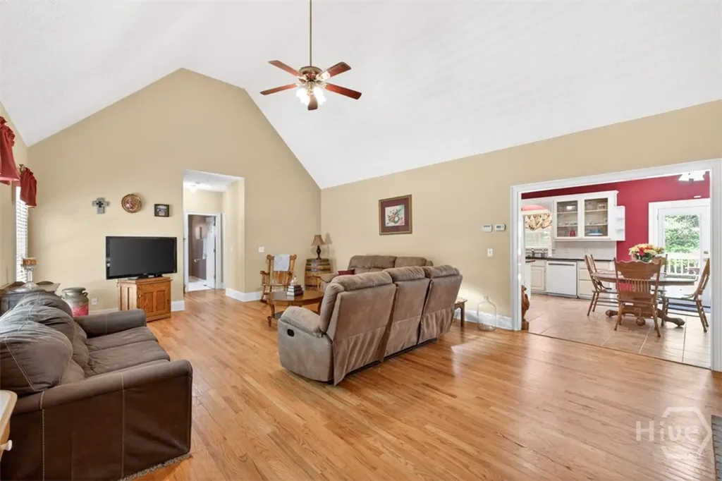 6 Adella Jefferson GA 30549
