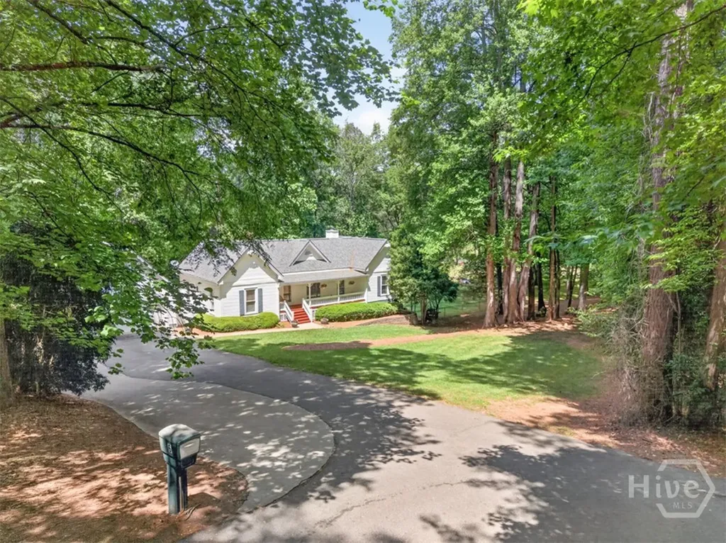 6 Adella Jefferson GA 30549