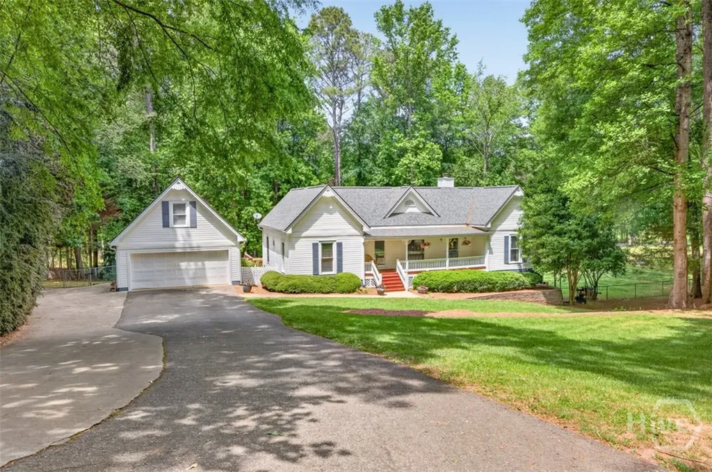 6 Adella Jefferson GA 30549