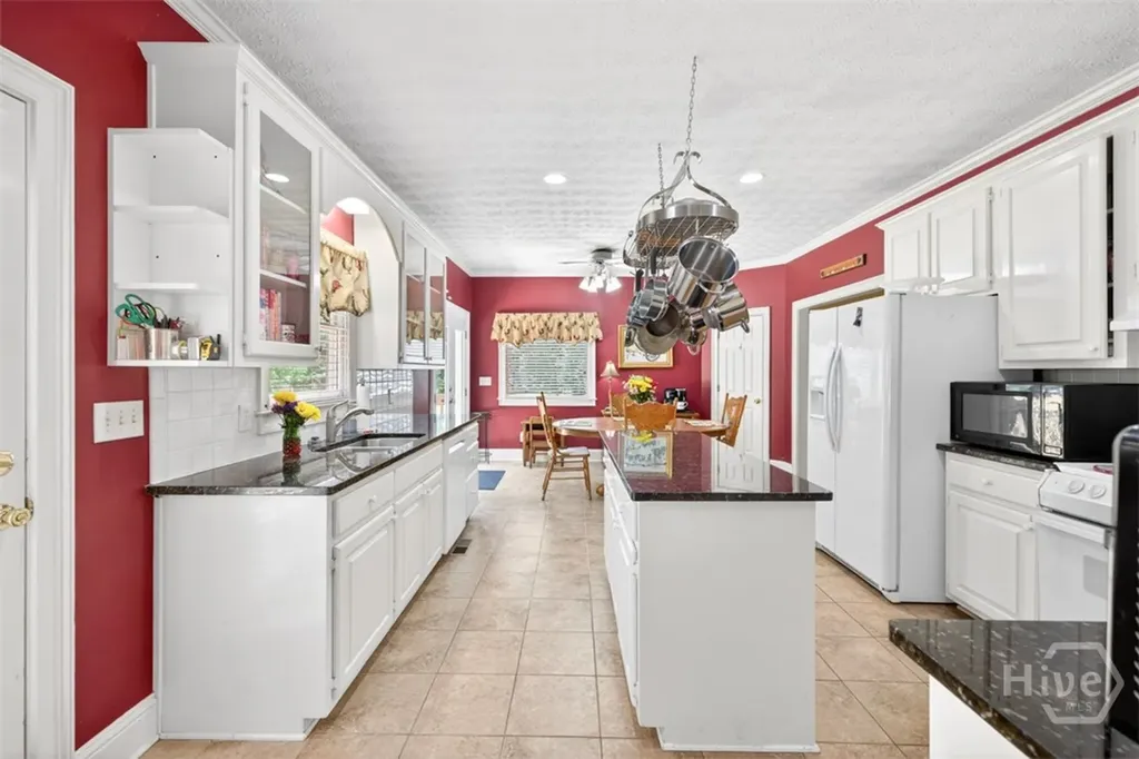 6 Adella Jefferson GA 30549