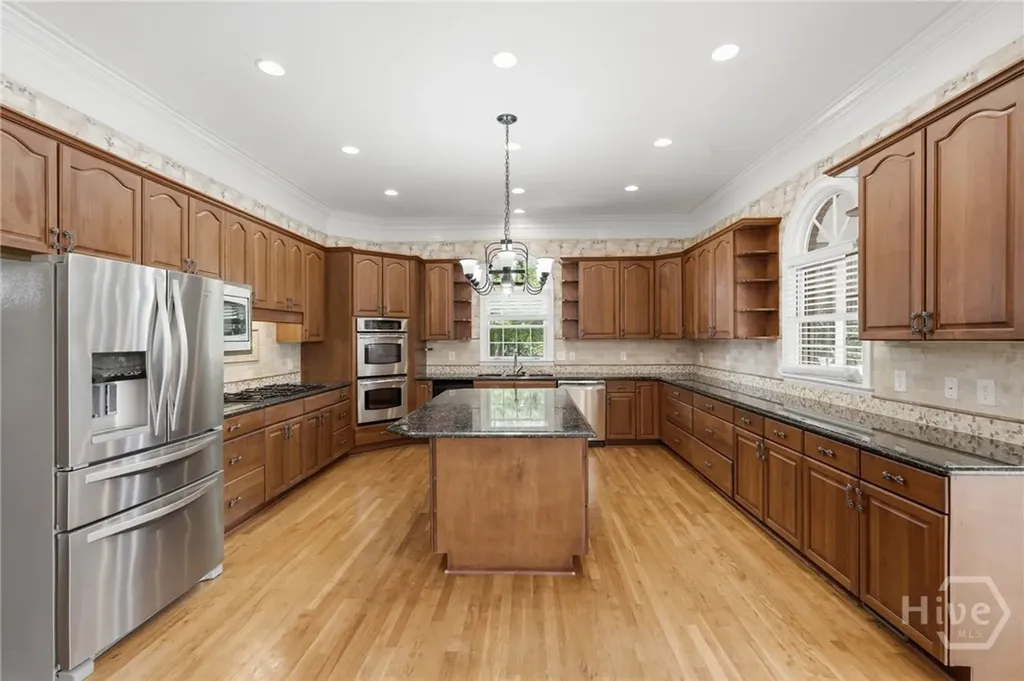 1202 Hodges Circle Mansfield GA 30055