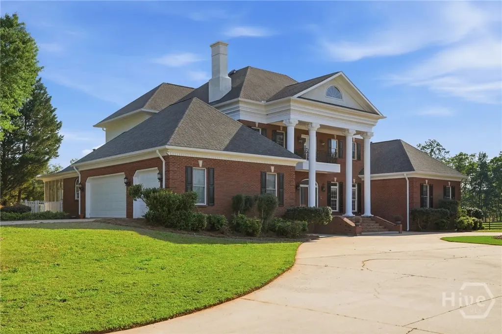 1202 Hodges Circle Mansfield GA 30055