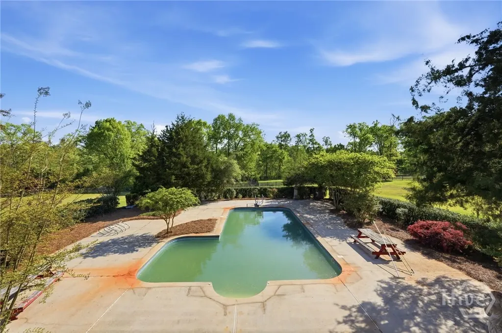 1202 Hodges Circle Mansfield GA 30055