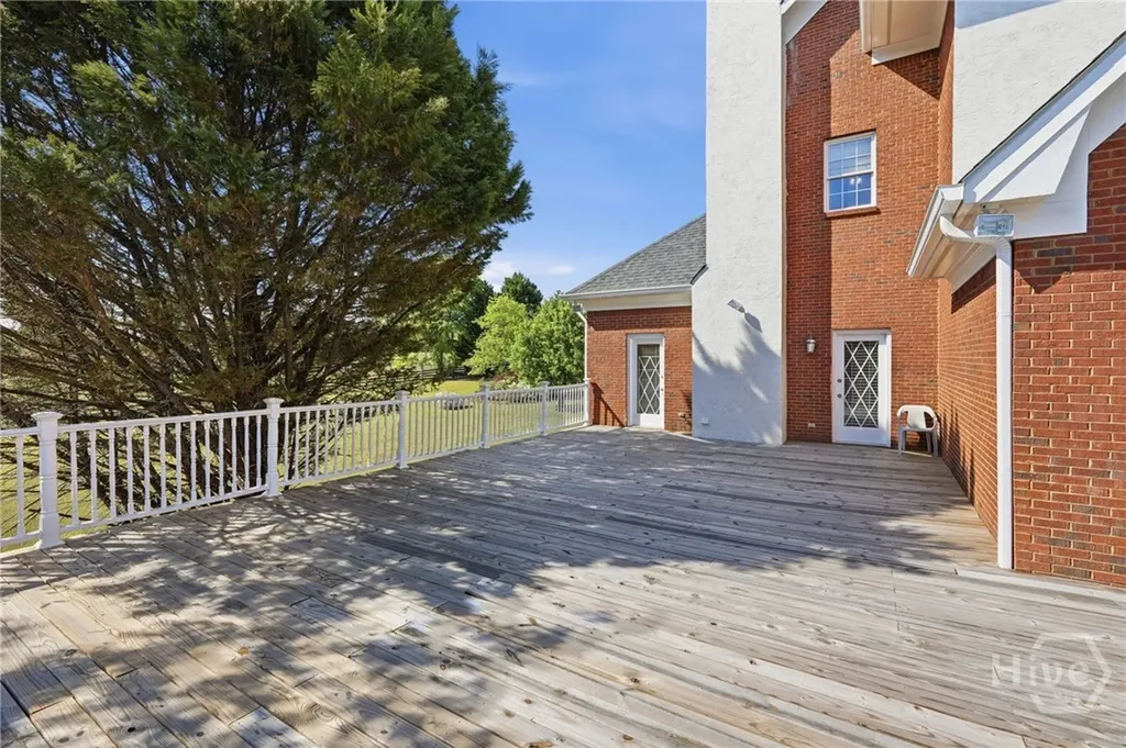 1202 Hodges Circle Mansfield GA 30055