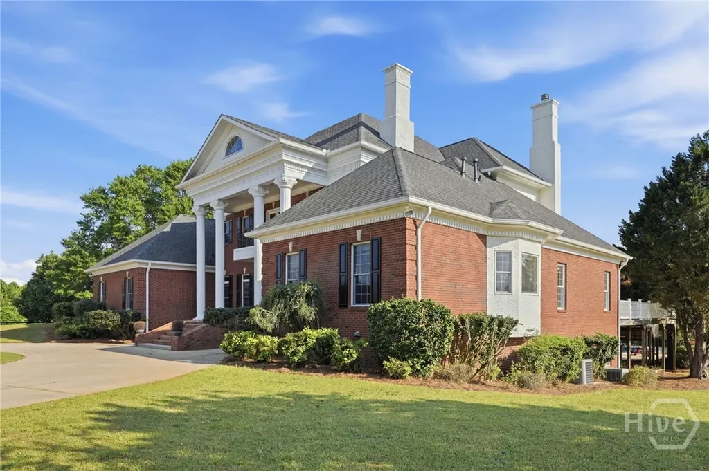 1202 Hodges Circle Mansfield GA 30055