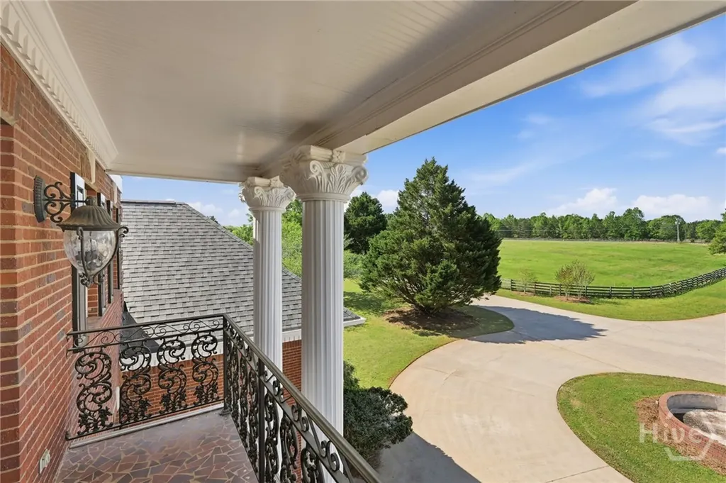 1202 Hodges Circle Mansfield GA 30055