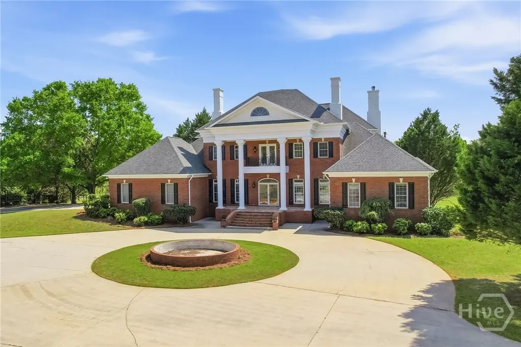 1202 Hodges Circle Mansfield GA 30055