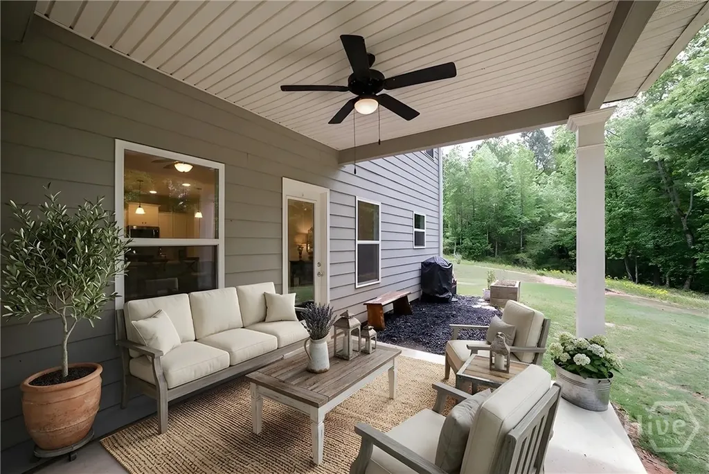 1672 Carriage Court Monroe GA 30656
