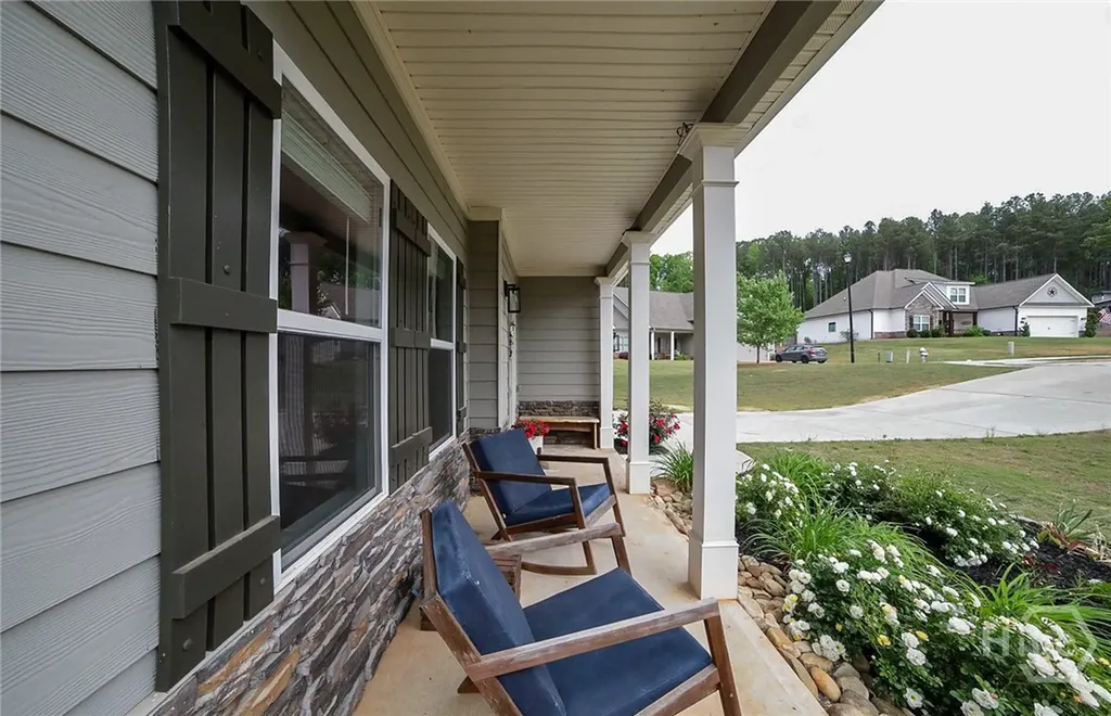 1672 Carriage Court Monroe GA 30656
