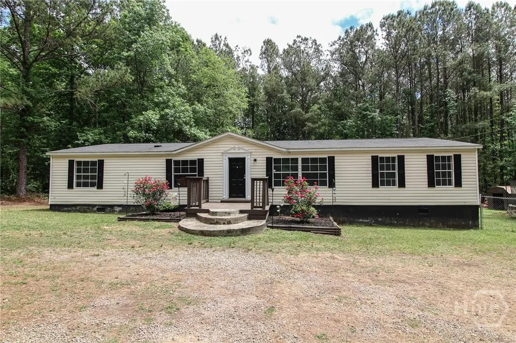 2345 Shoal Creek Road Colbert GA 30628