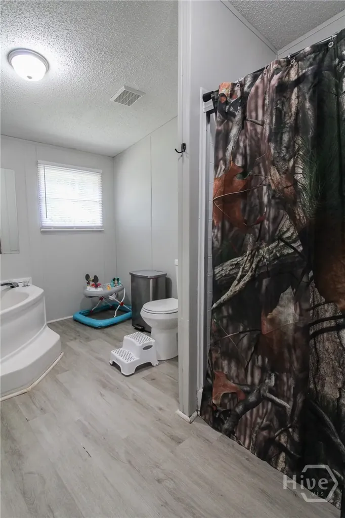 2345 Shoal Creek Road Colbert GA 30628