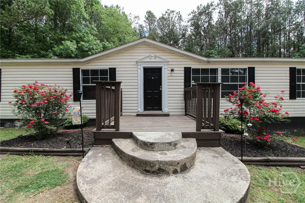 2345 Shoal Creek Road Colbert GA 30628