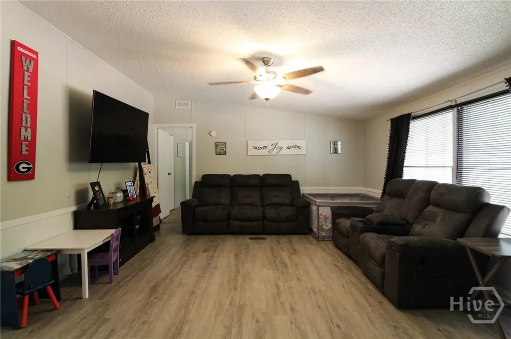 2345 Shoal Creek Road Colbert GA 30628