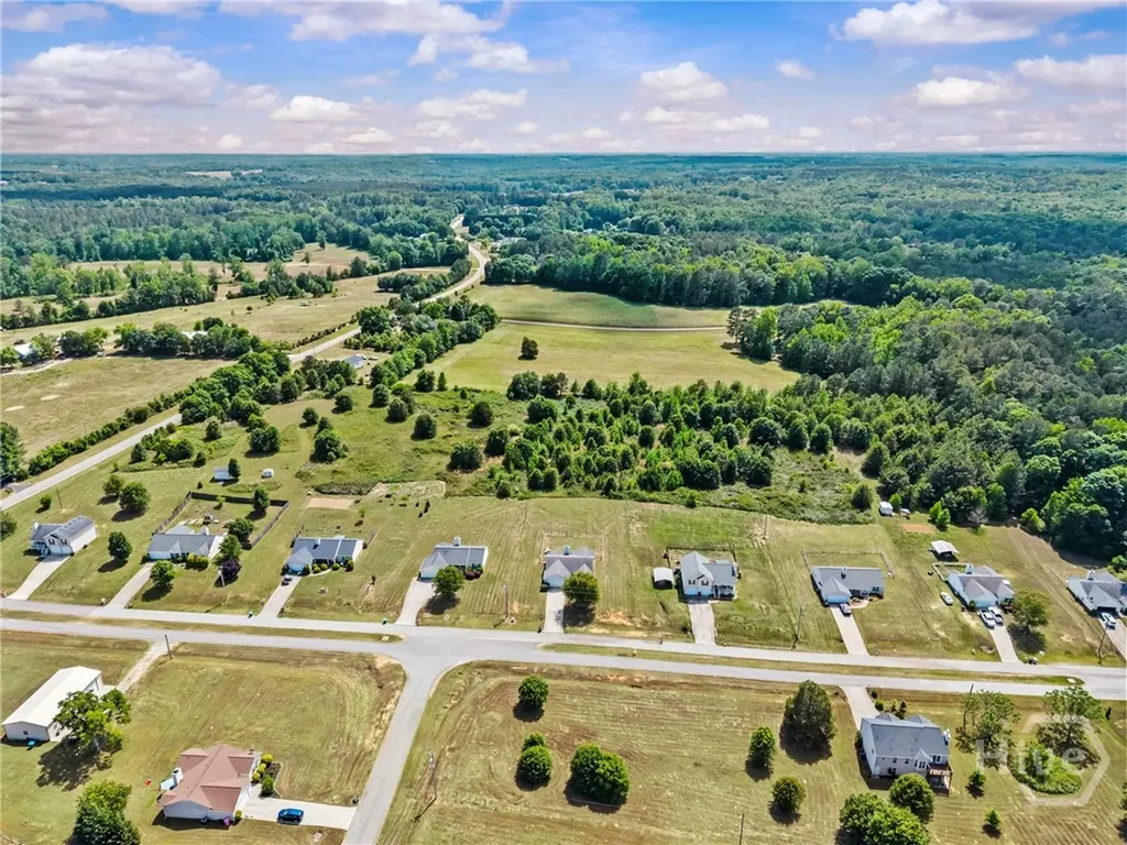 131 Stonebrooke Drive Colbert GA 30628
