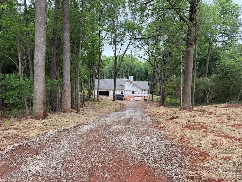 105 Carlan Road Commerce GA 30530