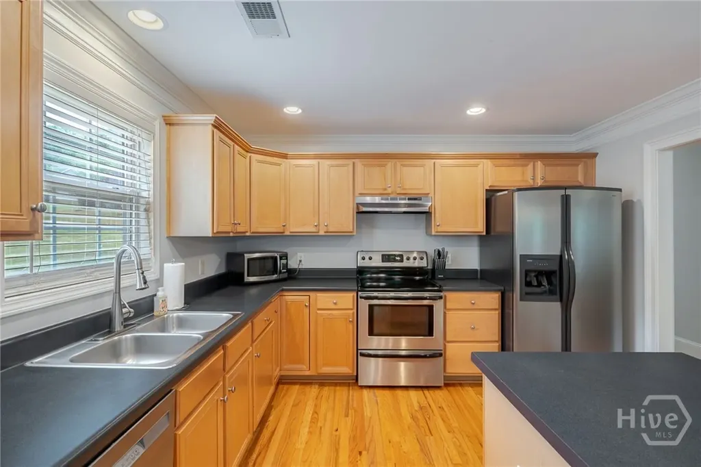 318 E Creek Bend E Athens GA 30605