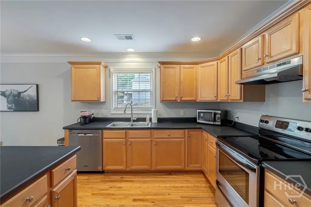 318 E Creek Bend E Athens GA 30605