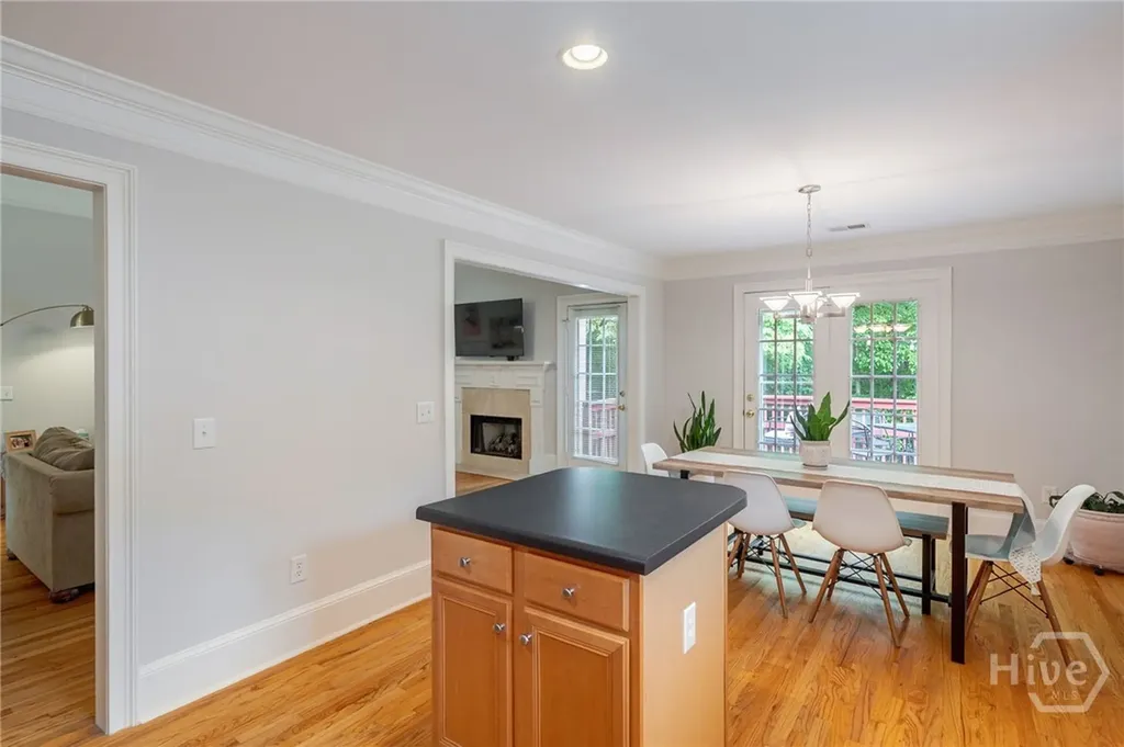 318 E Creek Bend E Athens GA 30605