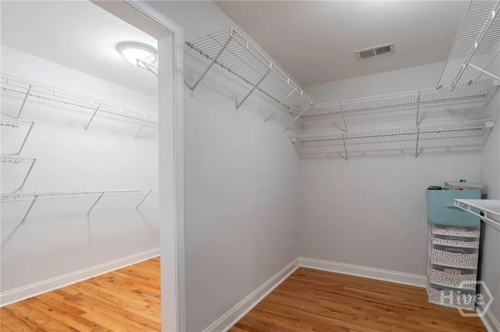 318 E Creek Bend E Athens GA 30605