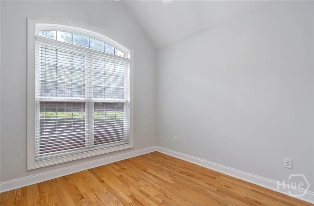 318 E Creek Bend E Athens GA 30605
