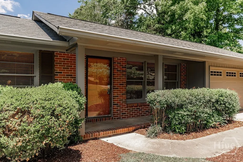 1141 Tuxedo Lane Watkinsville GA 30677