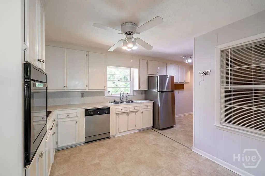1141 Tuxedo Lane Watkinsville GA 30677