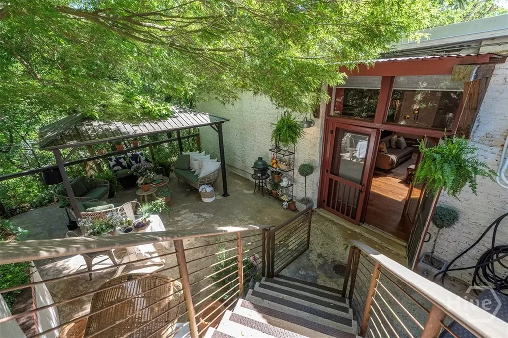 585 White Circle Athens GA 30605