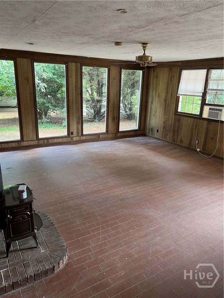 255 Vista Drive Athens GA 30605