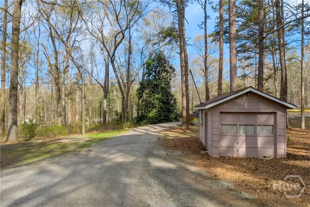 342 Brown Bridge Auburn GA 30011