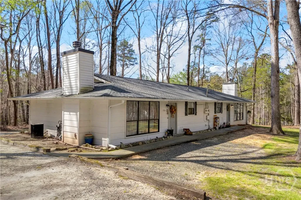 342 Brown Bridge Auburn GA 30011