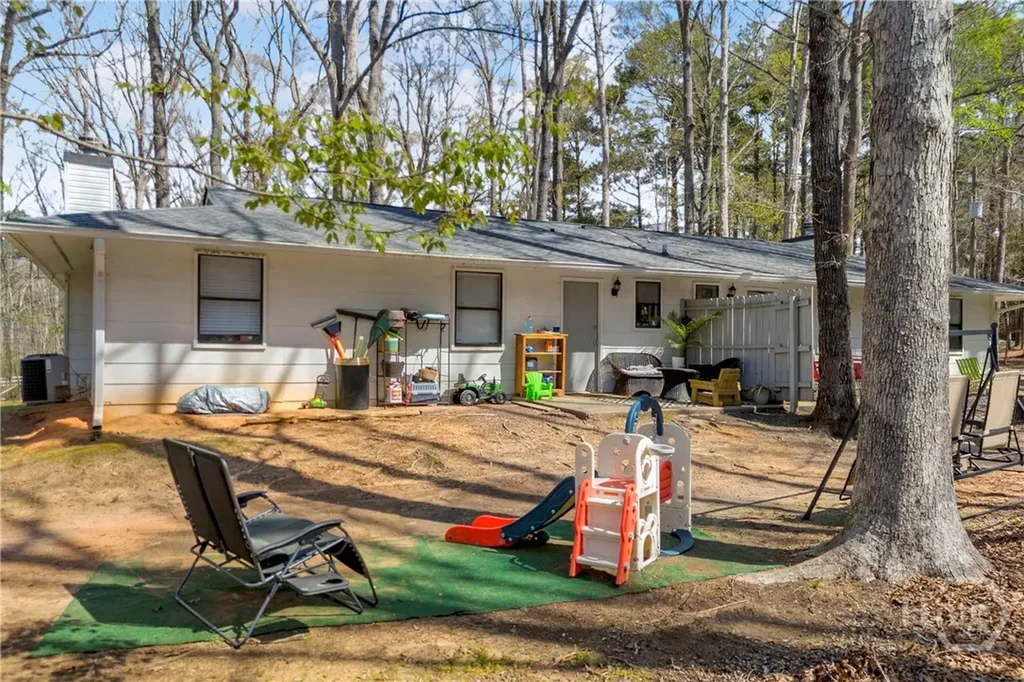 342 Brown Bridge Auburn GA 30011