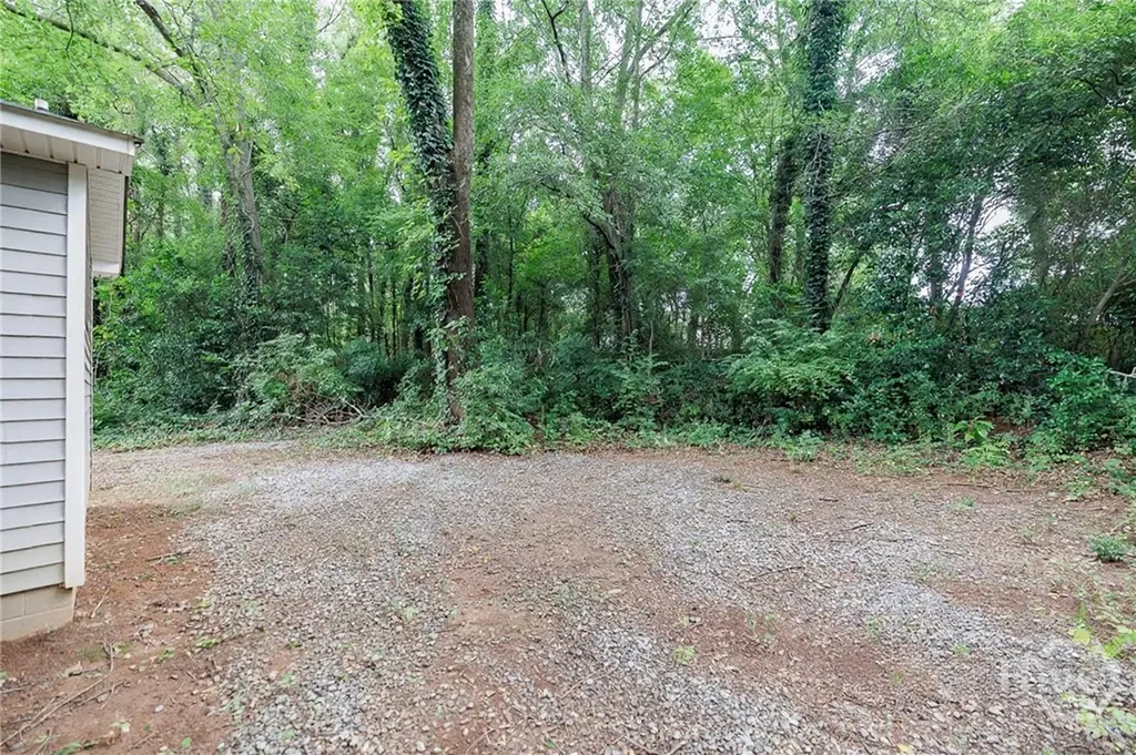 185 Royal Court Athens GA 30601