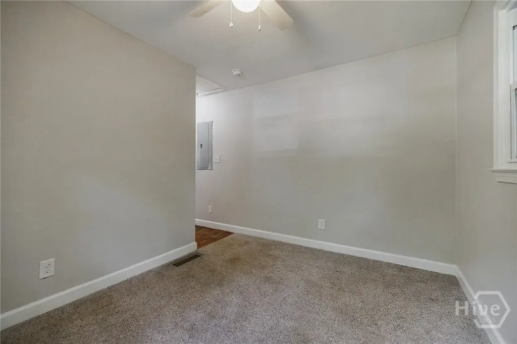 185 Royal Court Athens GA 30601
