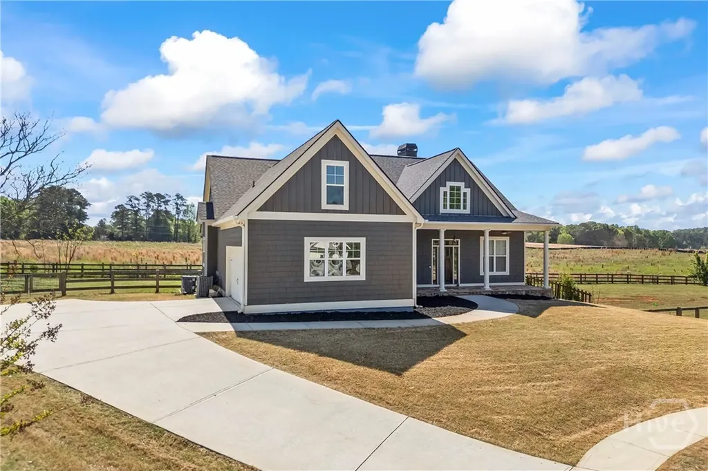 225 Wicklow Court Hoschton GA 30548