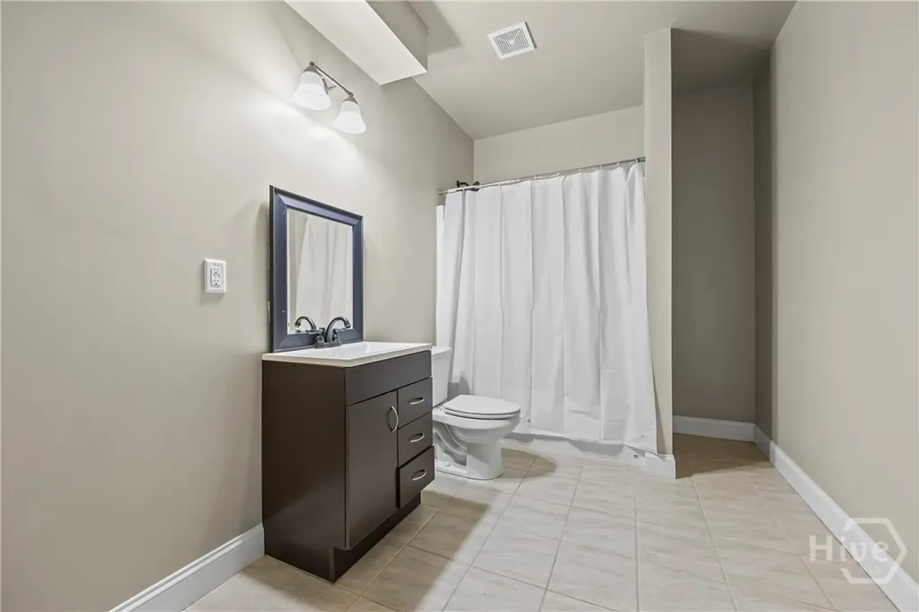 225 Wicklow Court Hoschton GA 30548