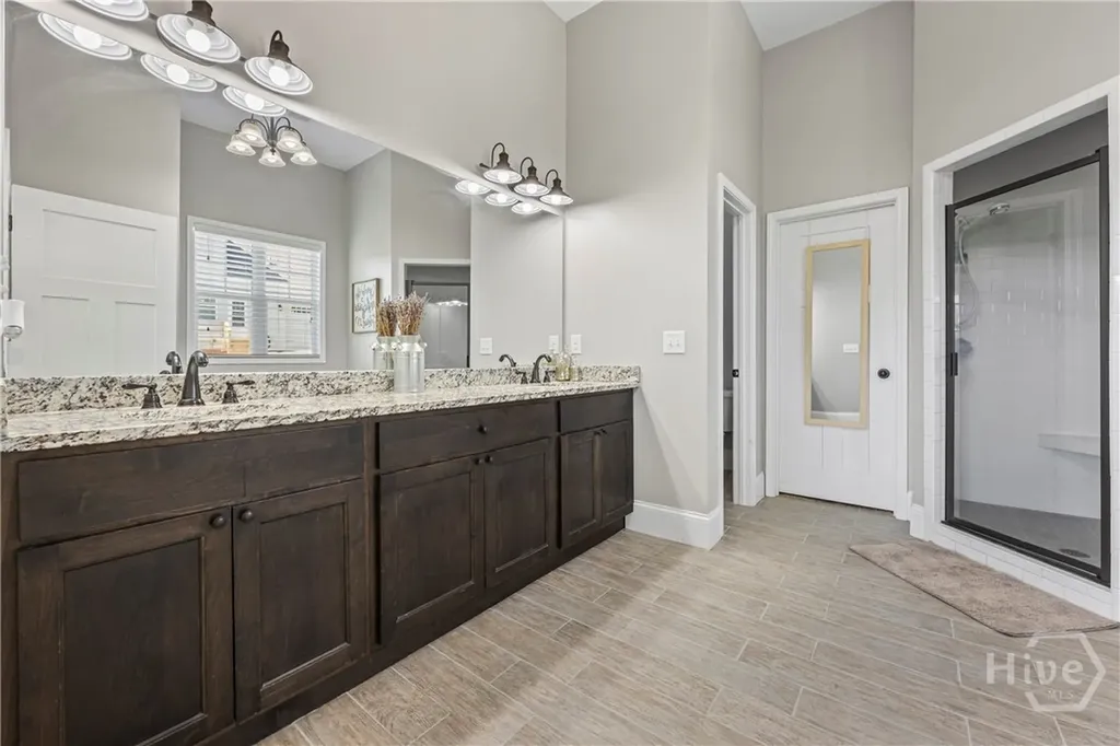 225 Wicklow Court Hoschton GA 30548