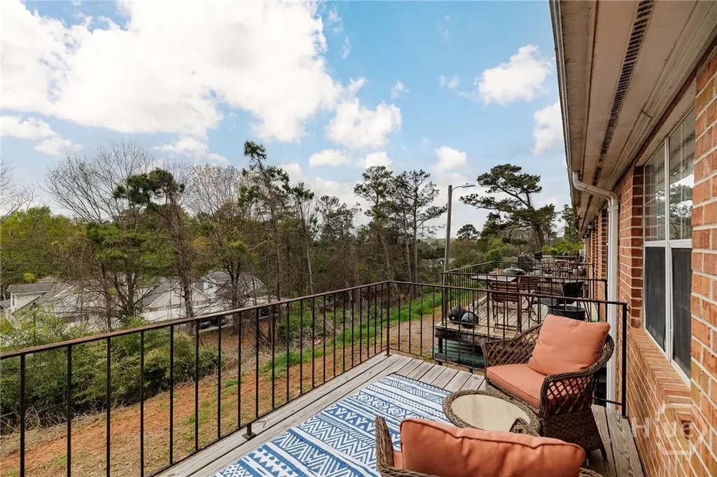 2165 S Milledge Avenue Athens GA 30605