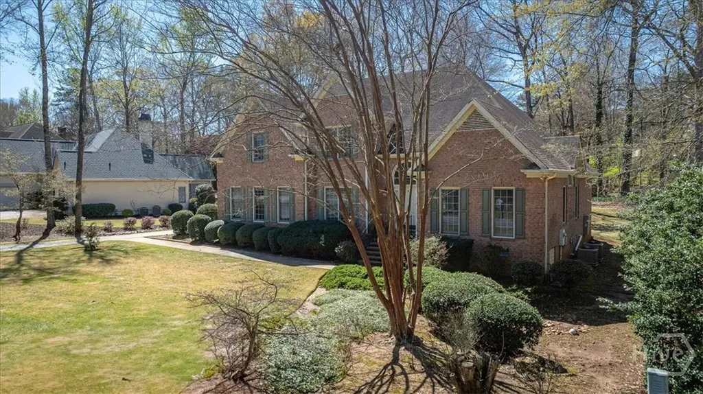 305 Crystal Court Athens GA 30606