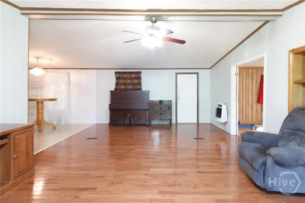 283 S Third Street Colbert GA 30628