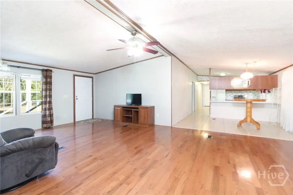 283 S Third Street Colbert GA 30628