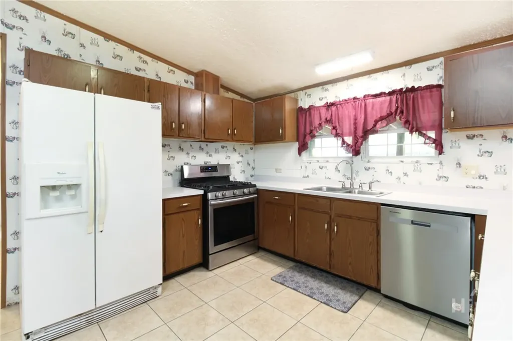 283 S Third Street Colbert GA 30628